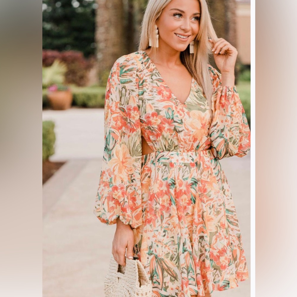 Tropical cutout dress - Picture 3 of 7